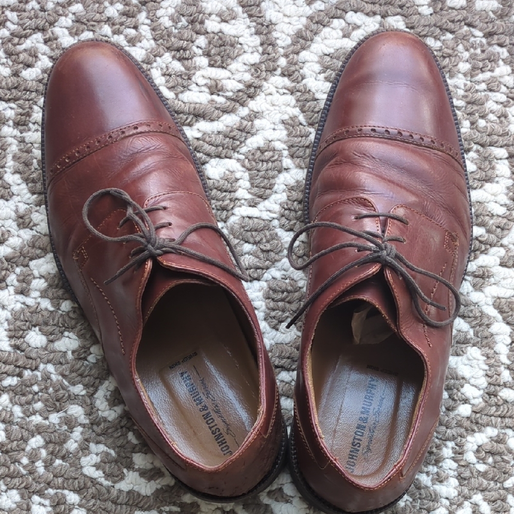 Johnston & Murphy Rich Brown Leather Oxfords